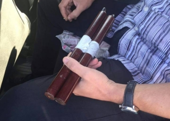 В Николаеве мужчина отказался объяснять, куда он шел поутру с нунчаками