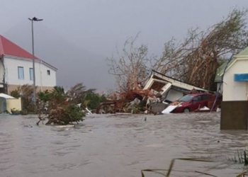 Инфраструктура Пуэрто-Рико была почти полностью уничтожена ураганом «Мария»