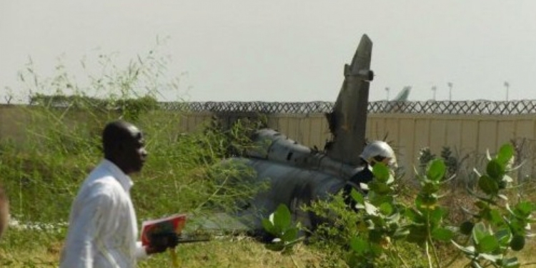 В Африке разбился французский истребитель – он врезался в стену аэропорта возле Министерства общественных работ Чада