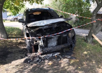 В Житомирской области неизвестные взорвали автомобиль депутата местного облсовета