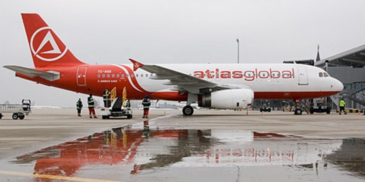 Проездной на… самолет? Турецкая авиакомпания предлагает это и на внутренних рейсах, и на рейсах в Украину