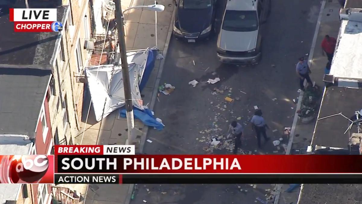 В американской Филадельфии женщина на автомобиле въехала в толпу людей – восемь человек серьезно пострадали