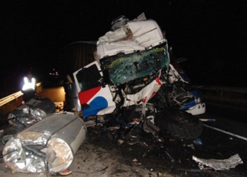 На трассе в Черкасской области фура врезалась в военный тягач – погиб солдат