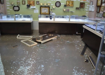 В Николаеве ограбили ювелирный магазин – преступники вынесли 3 сейфа с изделиями на сумму 3 млн.грн.