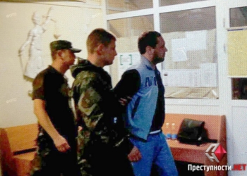 Дело «ОПГ «Мультика»: Дмитрия Леонова арестовали на два месяца без права на залог