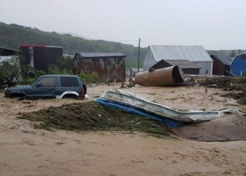 В РФ река изменила русло и затопила город