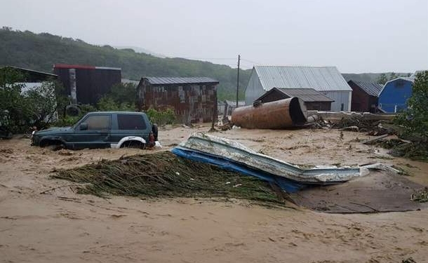 В РФ река изменила русло и затопила город