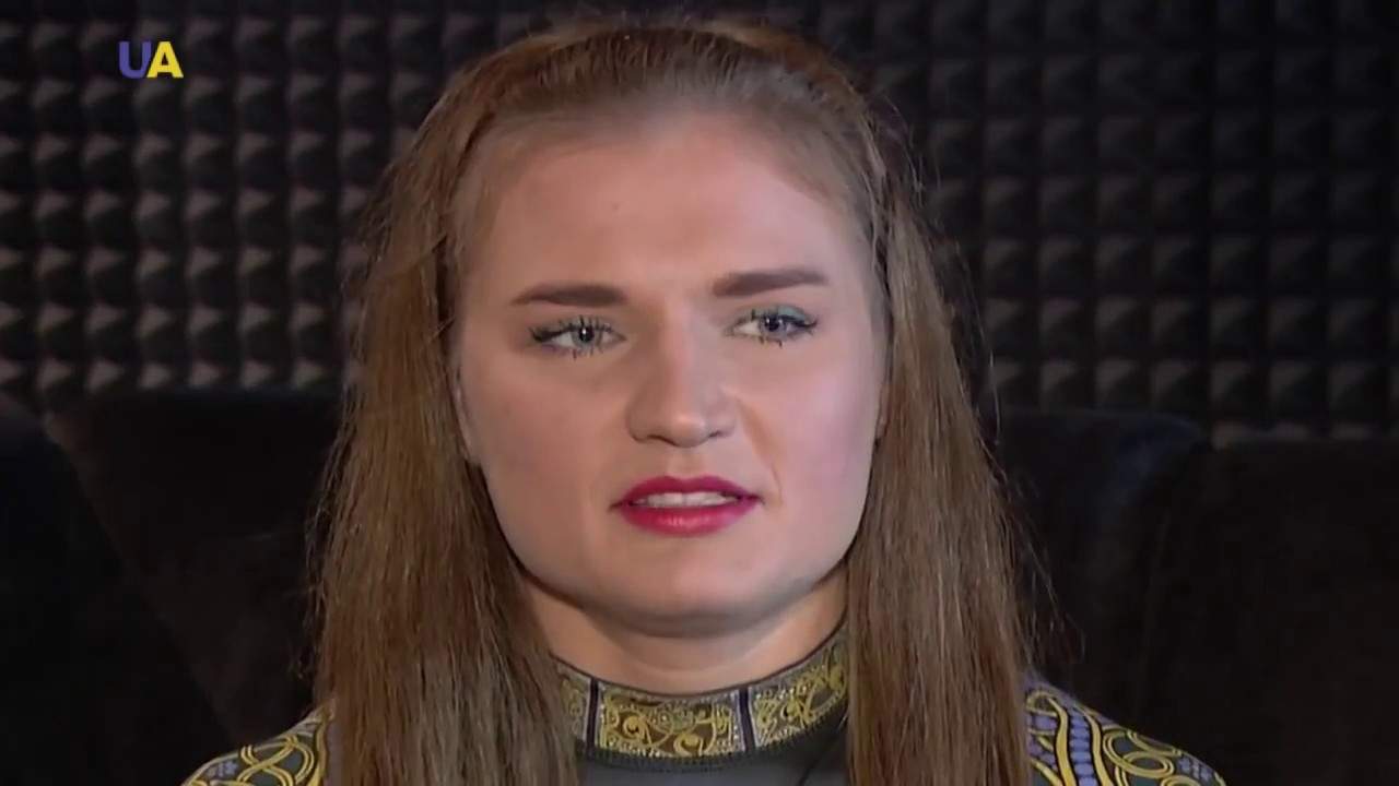 Давит арбузы бедрами. Украинка стала самой сильной женщиной планеты