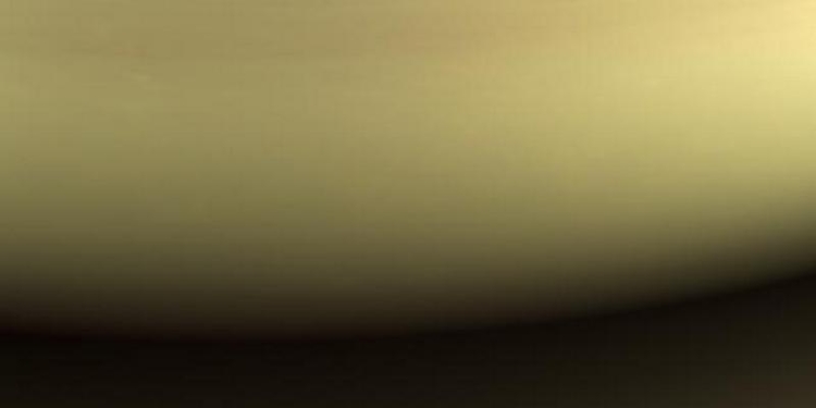 NASA опубликовало последнюю фотографию станции Cassini
