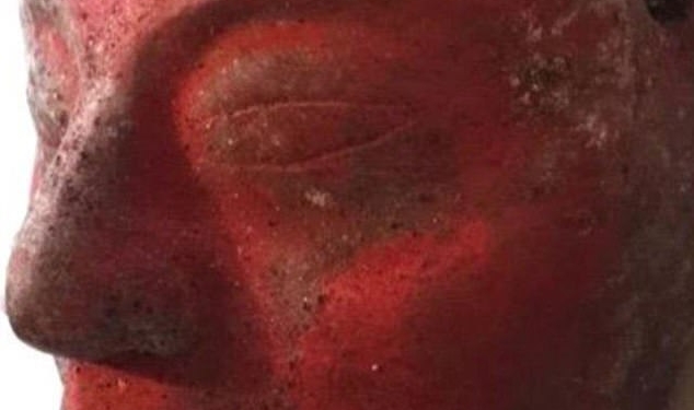 В Гватемале нашли самую древнюю из ранее известных гробницу древнего Бога-царя Кукурузы