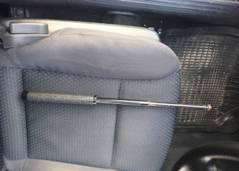 Житель Николаева вез в Крым телескопическую дубинку. Пограничники не пустили