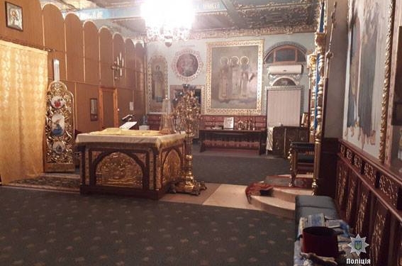Ничего святого: в Запорожье двое воров хотели украсть мощи великомученицы Параскевы Иконийской и поживиться пожертвованиями