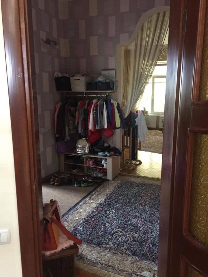 Жена Михаила Титова (Мультика) рассказала, как проходили обыски в их доме 17