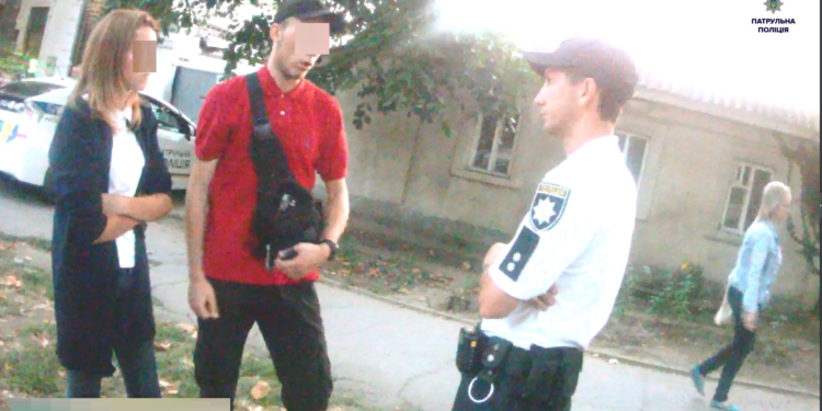 Стрелял по трамваю. В Николаеве задержали конфликтных подростков