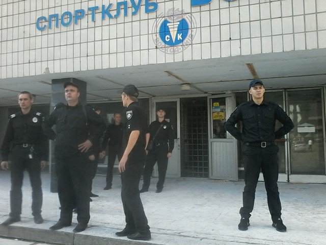 В Киеве титушки захватили спортивный клуб. Освобождали спортсмены. Есть раненые 1