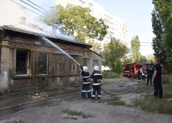 Дом на Севастопольской в Николаеве потушили