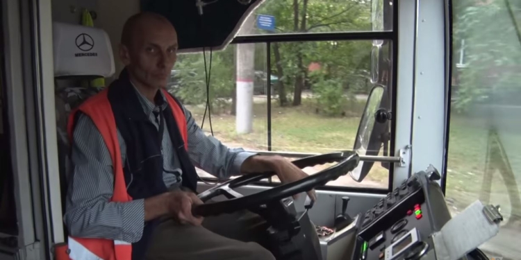 Необычный марафон. В Кривом Роге гибридный троллейбус хочет поставить украинский рекорд