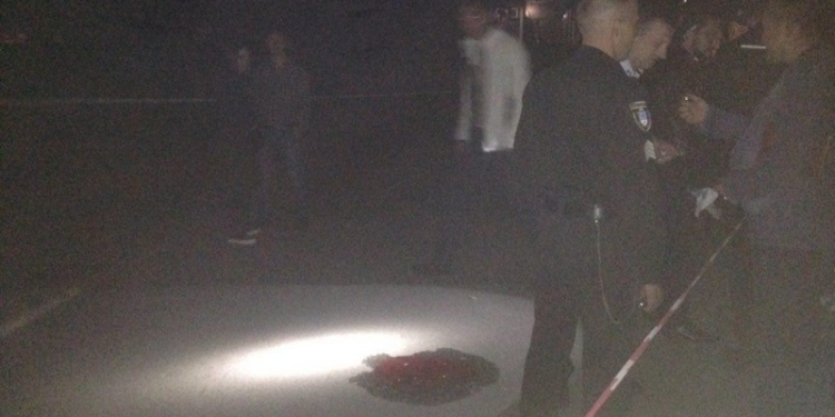 В центре Николаева молодой парень выстрелил себе в голову