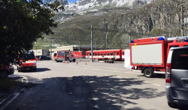 В Швейцарии столкнулись два поезда – около 30 человек пострадало