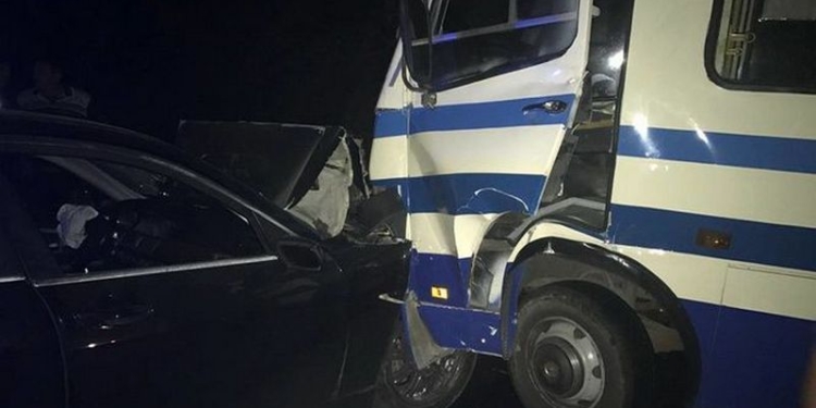 В Одесской области пьяный водитель BMW врезался в рейсовый автобус – пострадали 7 человек