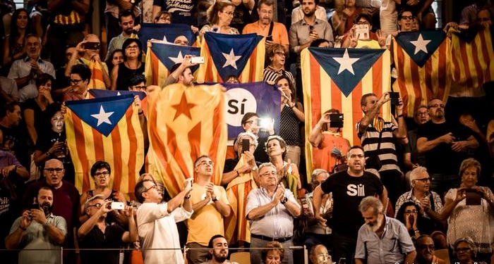 Мадрид меняет полицию в Каталонии. Конфликт может возникнуть еще до референдума. Что это значит для Европы и мира