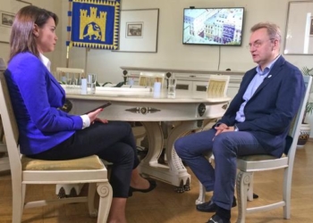 Будет скандал. Садовой сравнил Порошенко с Путиным