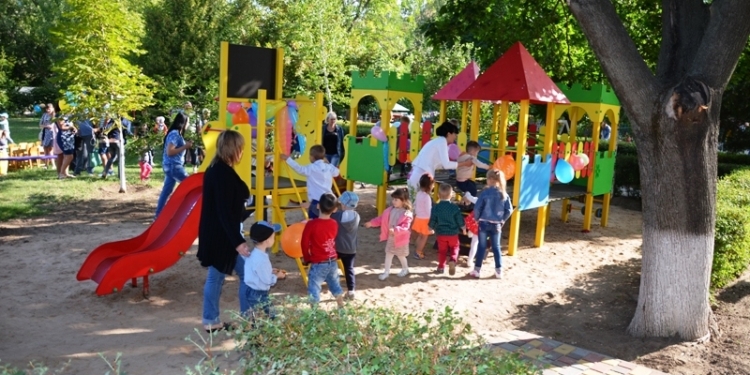 Нескучная физкультура. В детсаду Николаева для этого теперь есть спортивно-игровой комплекс