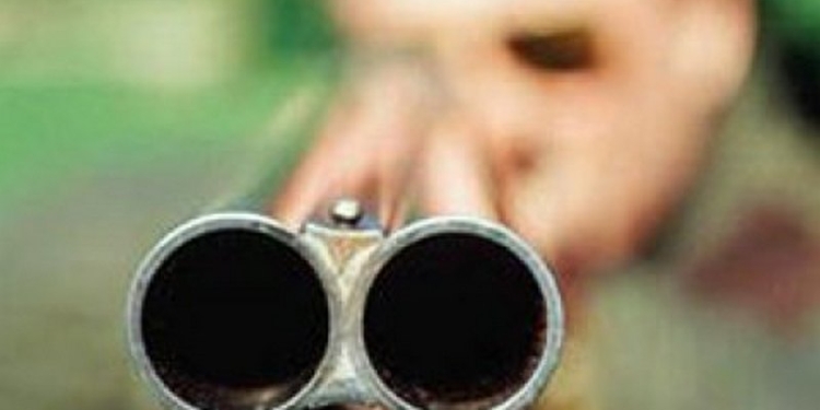 В Германии мужчина застрелил из ружья двоих посетителей паба