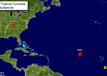 В Атлантическом океане зарождается очередной мощный ураган