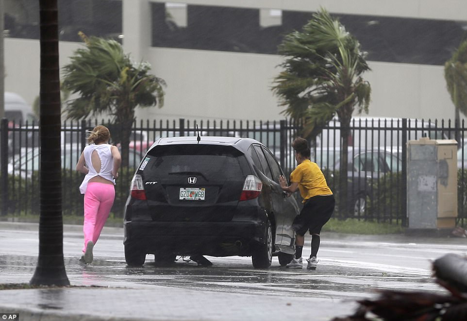 «Ирма» во Флориде: уже известно о 4 жертвах урагана 19