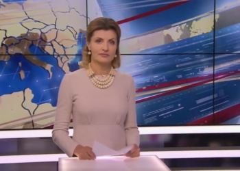 Семейный поздравительный ролик Президенту снимали на госстудии, но Марина Порошенко заплатила – мало, но официально