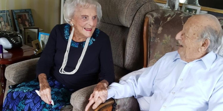 Они жили долго и счастливо – 87 лет вместе. 105-летний супруг раскрыл главный секрет семейного счастья