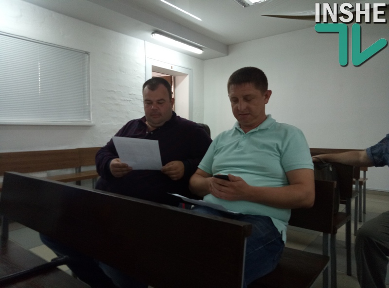 Депутаты Николаевского облсовета Каражей и Головчанский дали показания по делу Романчука 5