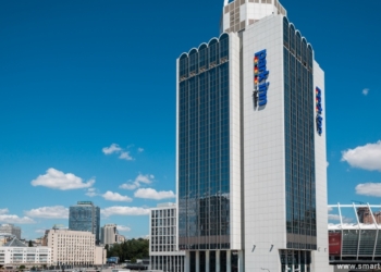 Наполни жизнь красками. Новинский вошел в гостиничный бизнес