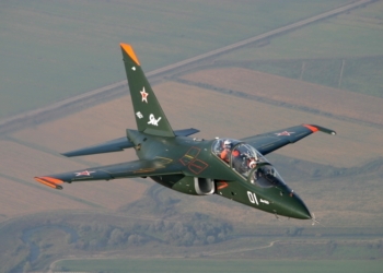 В Воронежской области РФ потерпел крушение учебный самолет ЯК-130