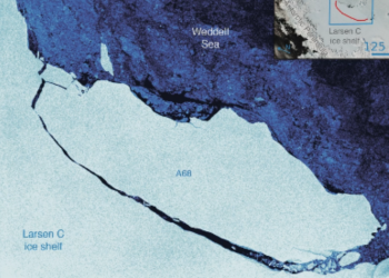 От Антарктиды откололся айсберг, весящий 1 триллион тонн