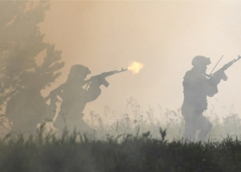 В РФ солдат расстрелял троих сослуживцев и сбежал с оружием