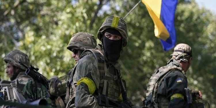 За минувшие сутки в зоне АТО боевики 35 раз обстреляли позиции ВСУ, 5 военных ранены