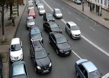 Акция владельцев нерастаможенных авто парализовала центр Киева