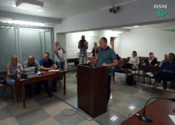 Депутат Николаевского облсовета Барна дал показания в суде по делу Романчука