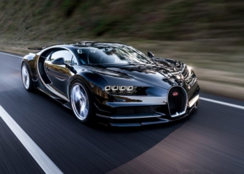 Суперкар Bugatti разогнался до 400 км/ч за 42 секунды