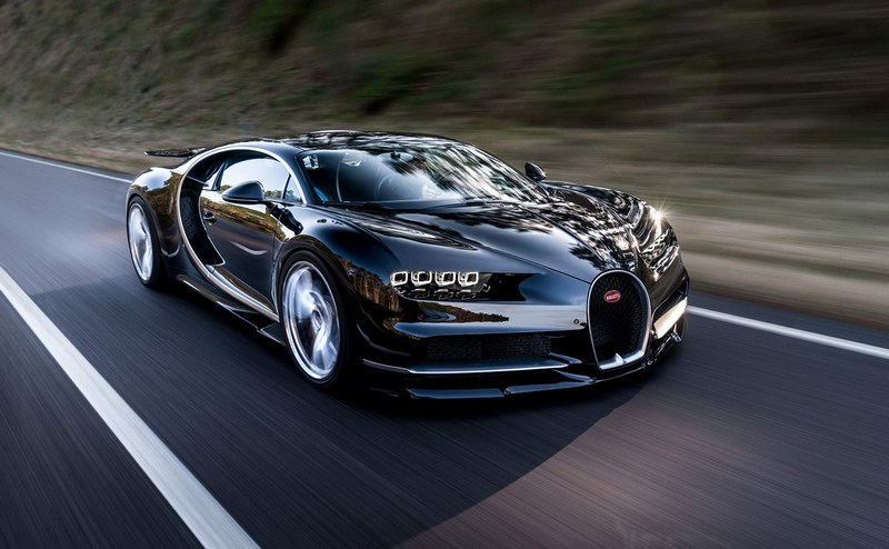 Суперкар Bugatti разогнался до 400 км/ч за 42 секунды 1
