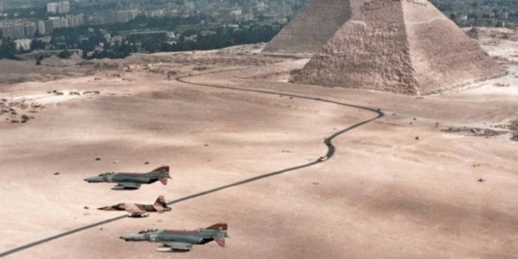 Египет уничтожил конвой с оружием на границе с Ливией