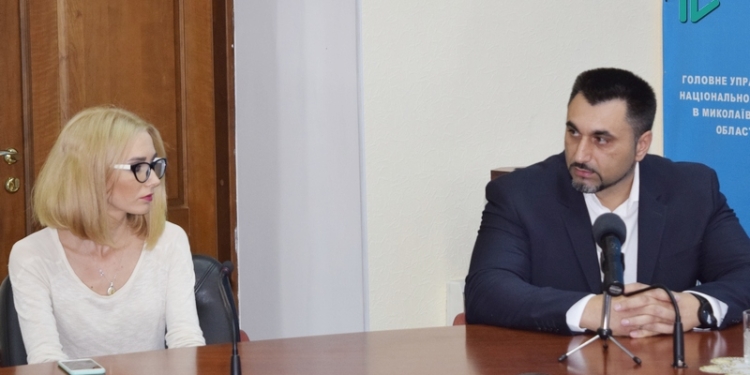 Депутат Николаевского горсовета от “Оппоблока” Жвавый уже считает подрыв своей автомашины “личным делом” и просит оставить его в покое