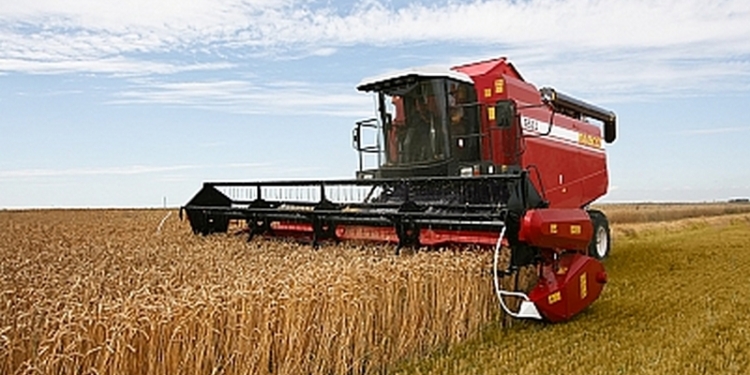 Новоодесский аграрный лицей купил комбайн за 3,3 млн.грн. с переплатой