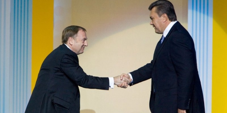 ГПУ сообщила о подозрении Януковичу и Лавриновичу в организации антиконституционного переворота в 2010