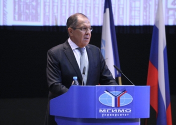 Лавров заявил, что РФ толкают к войне с Украиной