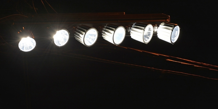 Уже 37 опасных пешеходных переходов в Николаеве оборудованы LED-подсветкой