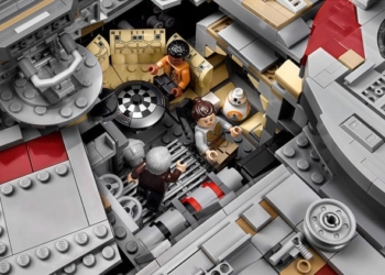 Лего ого. Компьютер из 7541 детали посвятили “Звездным войнам”