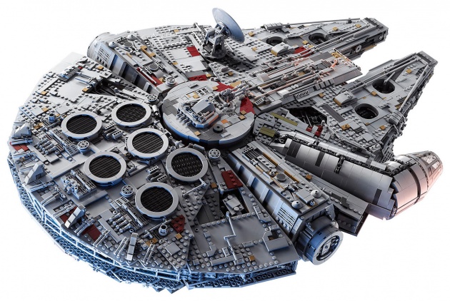 Лего ого. Компьютер из 7541 детали посвятили "Звездным войнам" 9